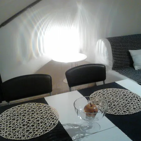 Titanic Centre Port Apartment *