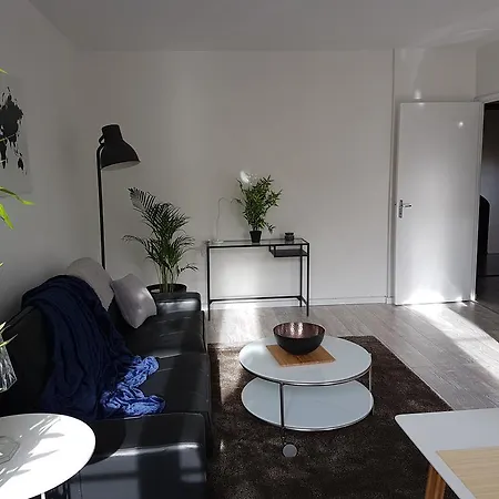 Titanic Centre Port דירה *