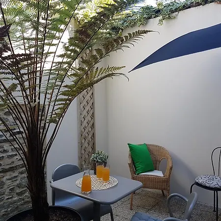 Titanic Centre Port דירה *