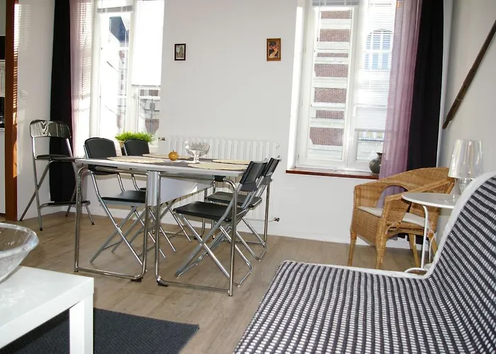 Apartment Titanic Centre Port