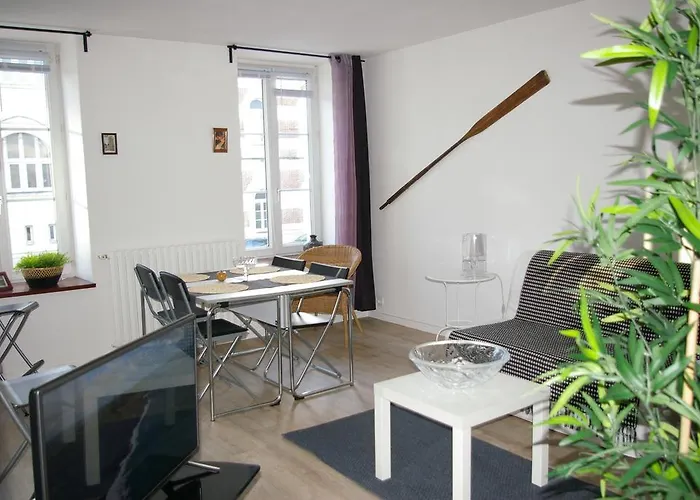 Titanic Centre Port Apartment *