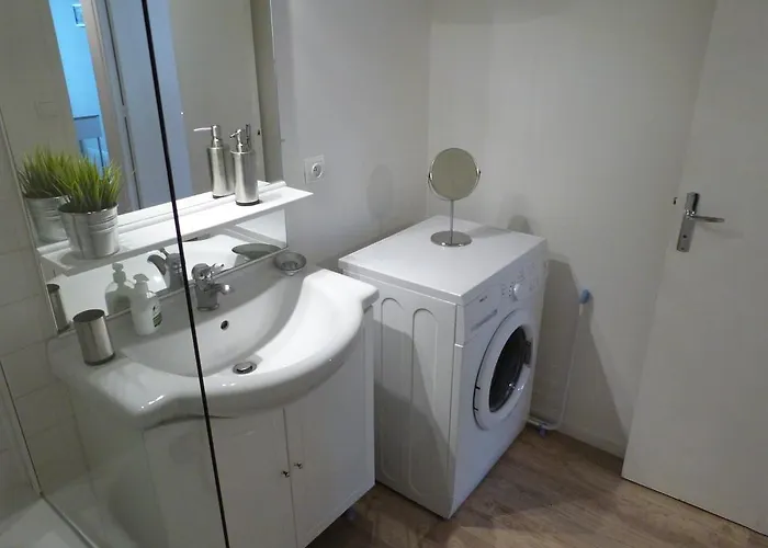 Titanic Centre Port * Cherbourg-en-Cotentin