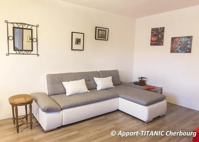 Apartment Titanic Centre Port