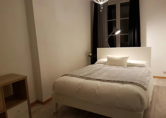 Titanic Centre Port *