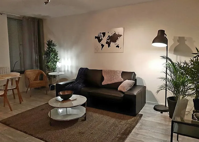 Titanic Centre Port Apartment *