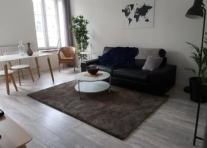 Titanic Centre Port * Cherbourg-en-Cotentin