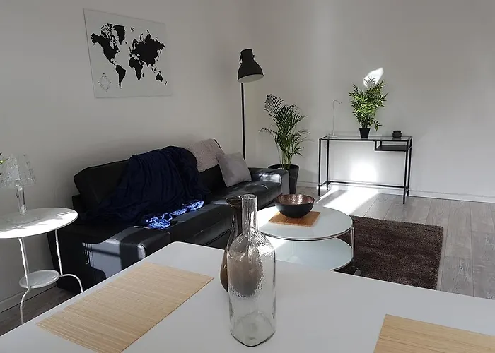 Titanic Centre Port Apartment *